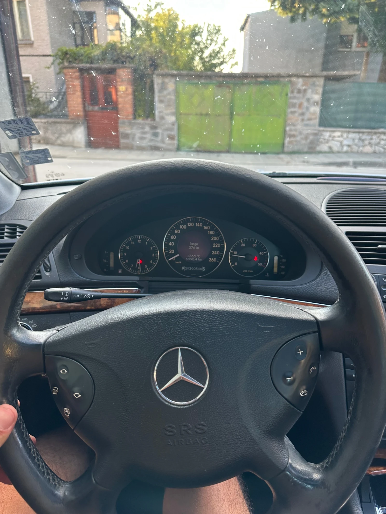 Mercedes-Benz E 270, снимка 8 - Автомобили и джипове - 56066898