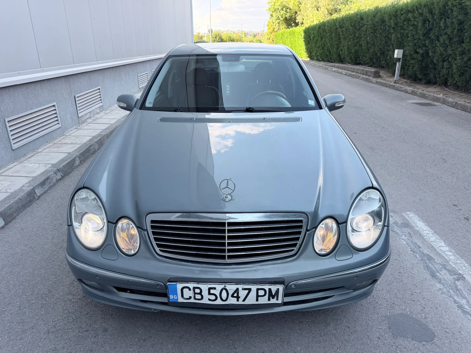 Mercedes-Benz E 320