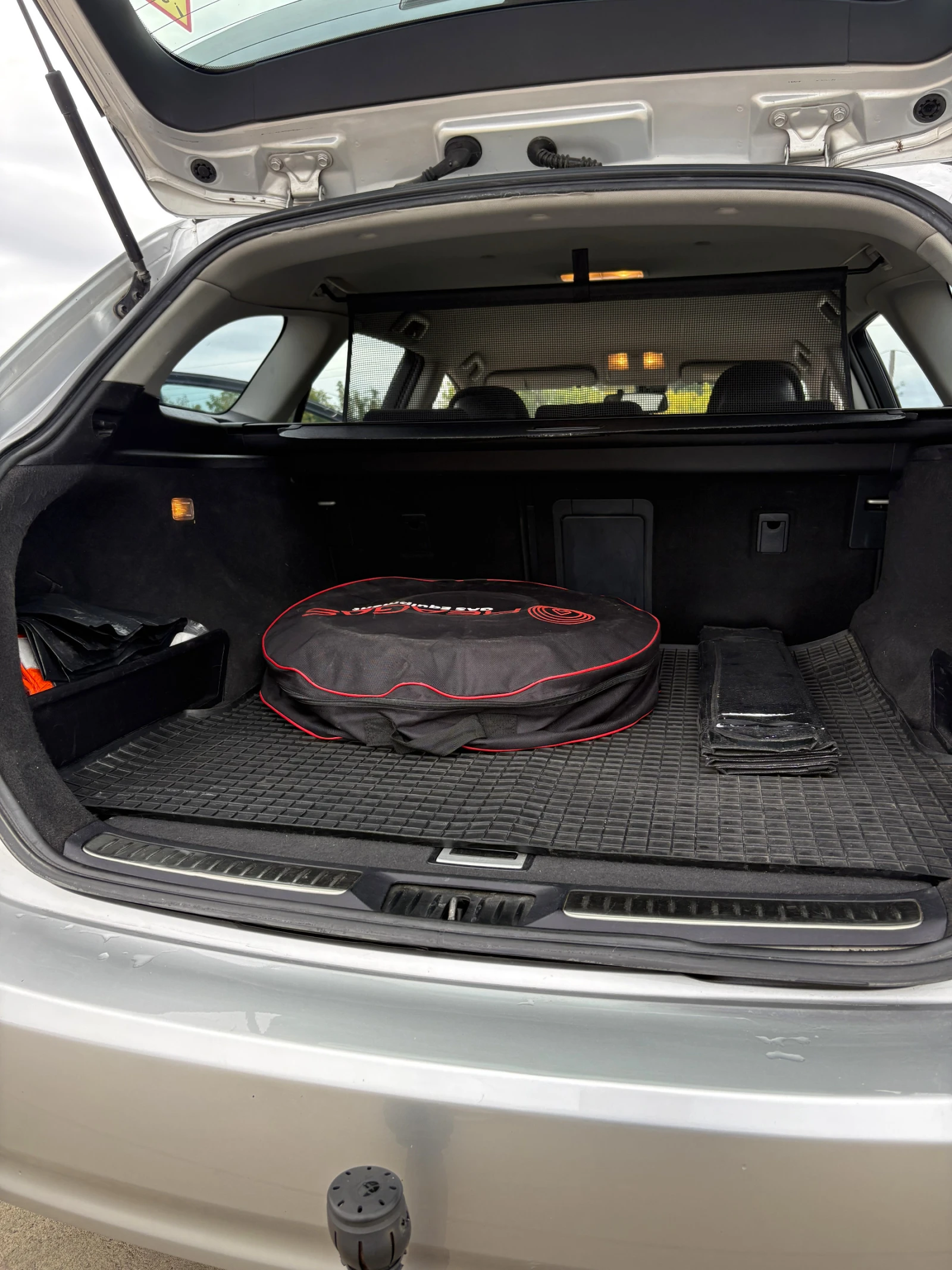 Toyota Avensis, снимка 12 - Автомобили и джипове - 56208838