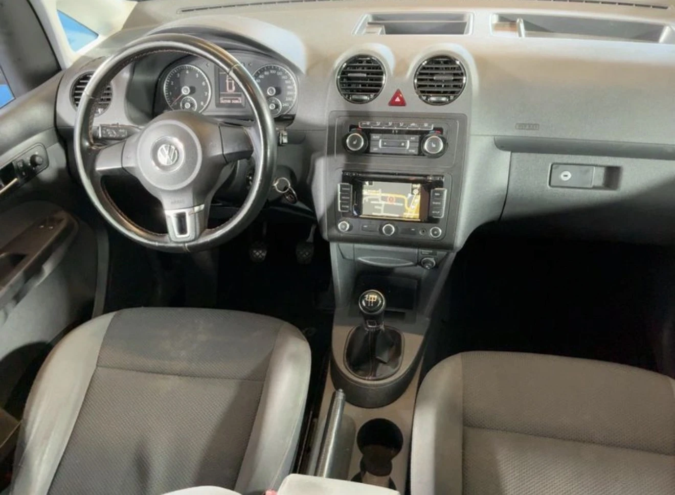 VW Caddy 1.6 Макси ГАЗ БРЦ, снимка 6 - Автомобили и джипове - 56597496