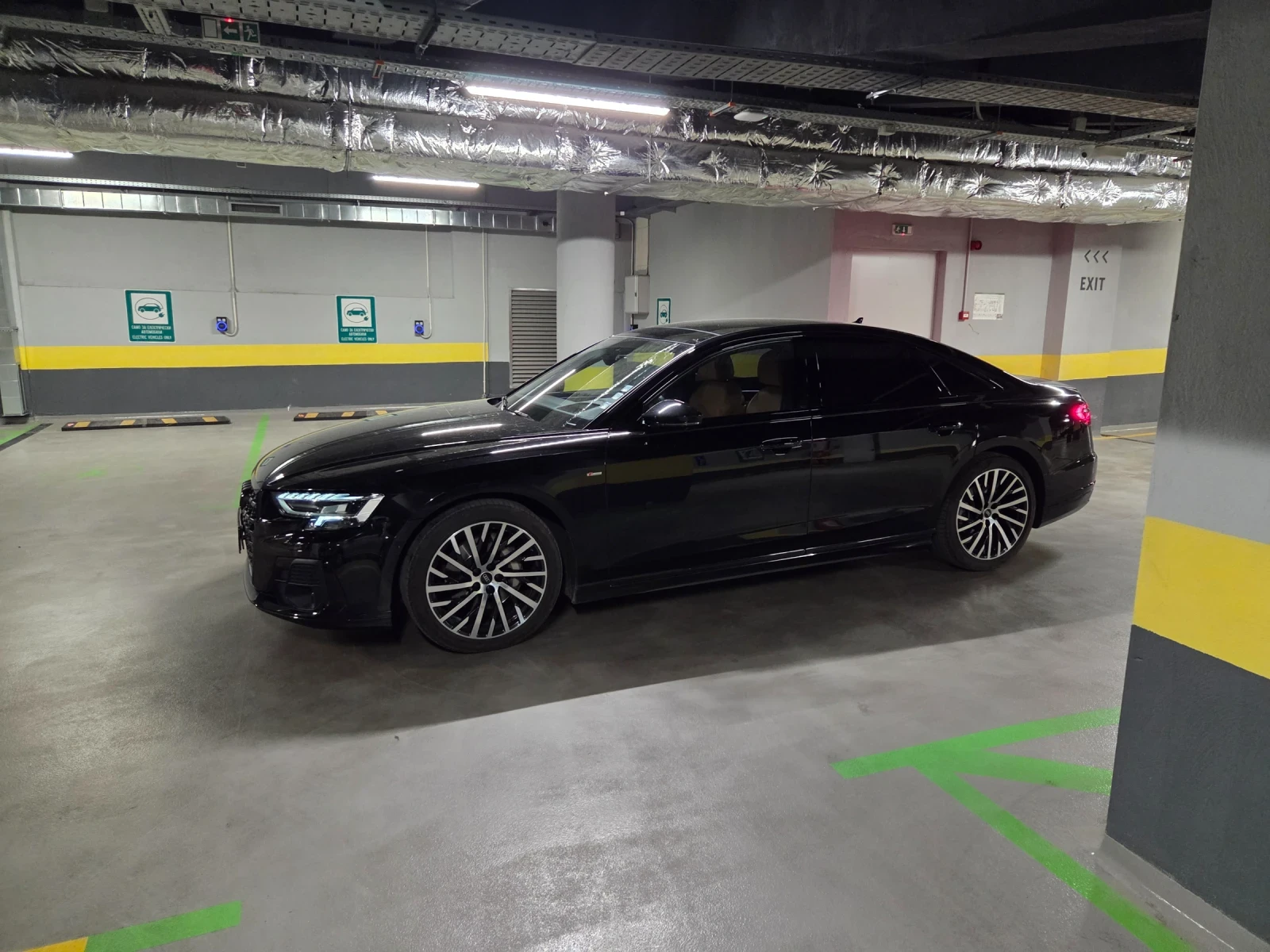 Audi A8 3.0 TDI, снимка 4 - Автомобили и джипове - 56643312