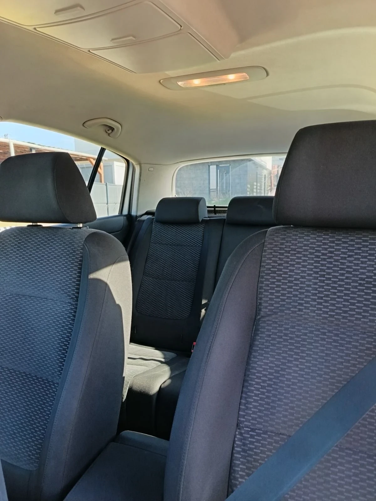 VW Golf Plus 2.0TDI, снимка 13 - Автомобили и джипове - 56683504