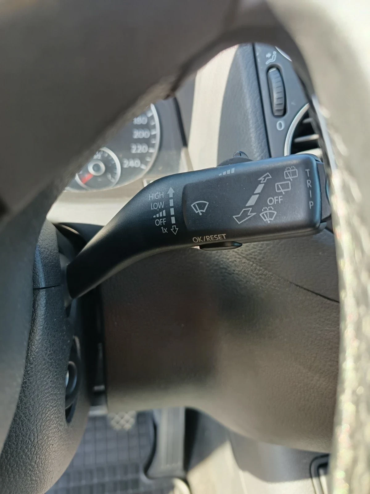 VW Golf Plus 2.0TDI, снимка 11 - Автомобили и джипове - 56683504