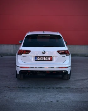 VW Tiguan R line Digital  - 19000 € / 37160.77 лв. - 63862281 7