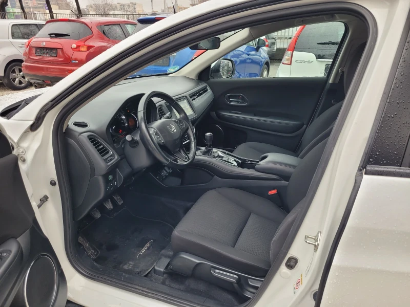 Honda Hr-v 1.5 i, снимка 10 - Автомобили и джипове - 49008780