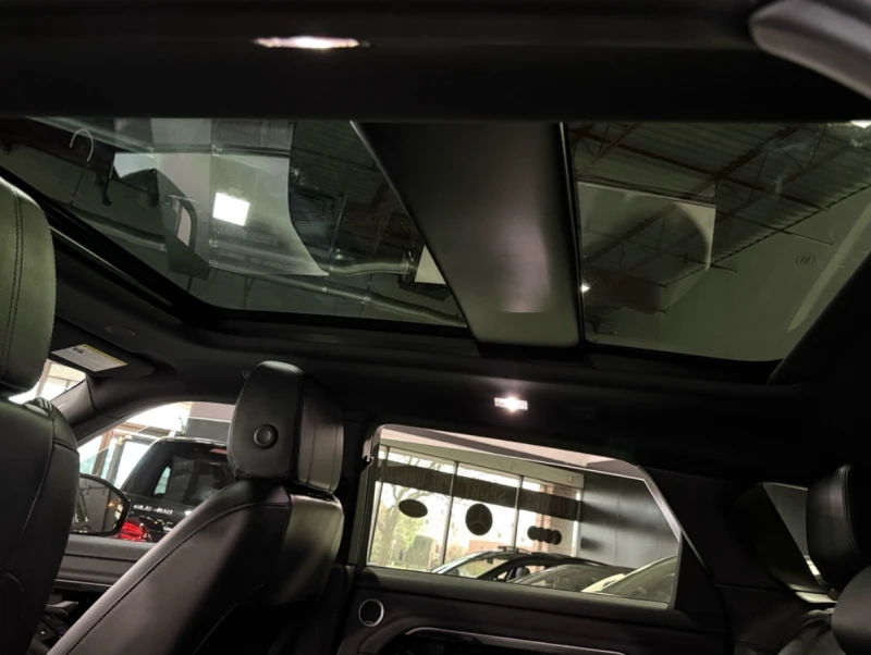 Land Rover Range Rover Evoque 2021 Land Rover Range Rover Evoque R-DYNAMIC, снимка 9 - Автомобили и джипове - 51747444