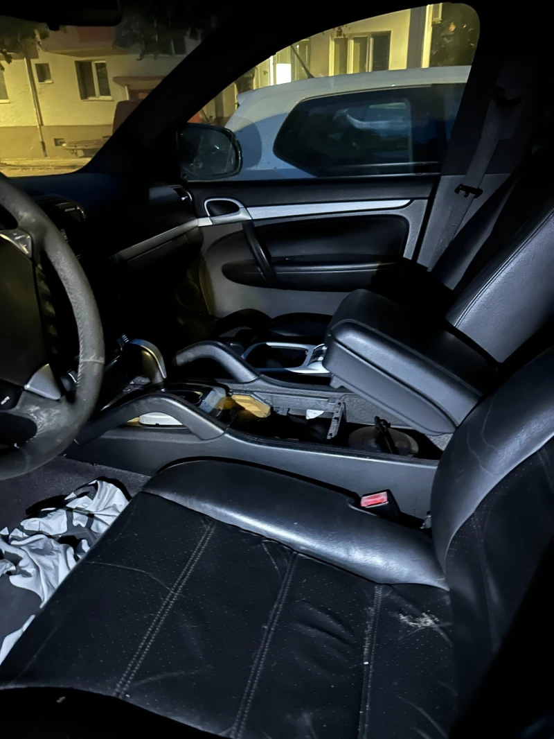 Porsche Cayenne GTS, снимка 7 - Автомобили и джипове - 52294859