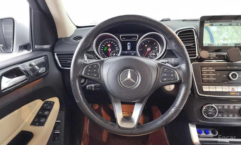 Mercedes-Benz GLS 350, снимка 13 - Автомобили и джипове - 53058526