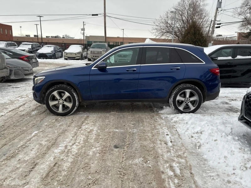 Mercedes-Benz GLC 300 4MATIC * ПАНОРАМА* ПРЕДСТАВИТЕЛСТВО НА MERCEDES* , снимка 3 - Автомобили и джипове - 53440756