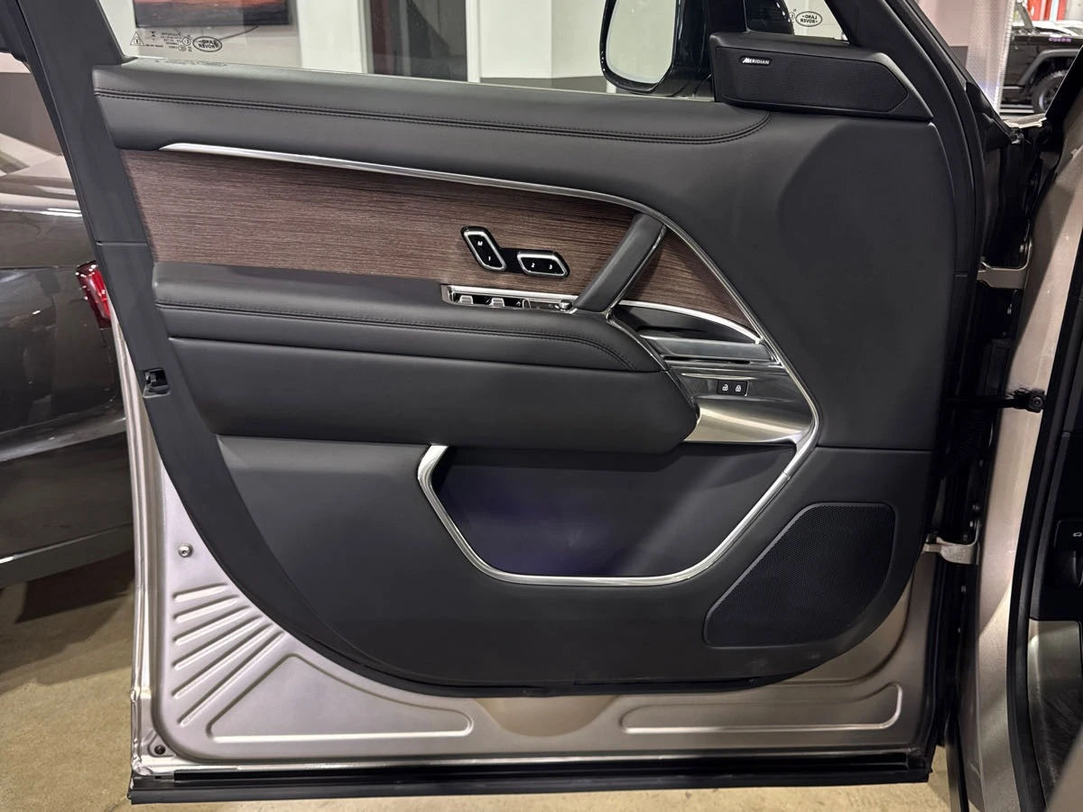Land Rover Range rover  SE * * CARFAX * * АВТО КРЕДИТ - изображение 10