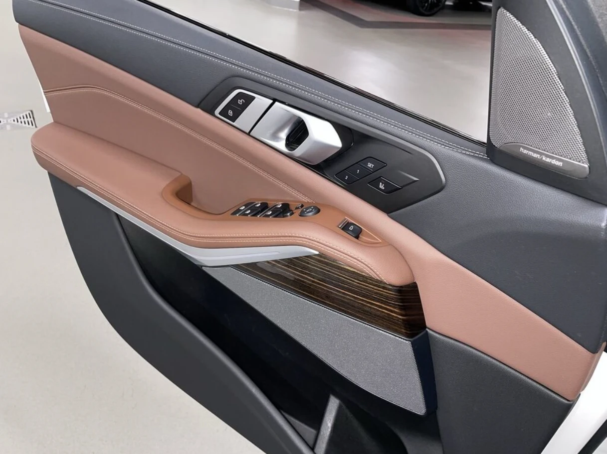 BMW X5 2021 BMW X5 xDrive40i - изображение 8