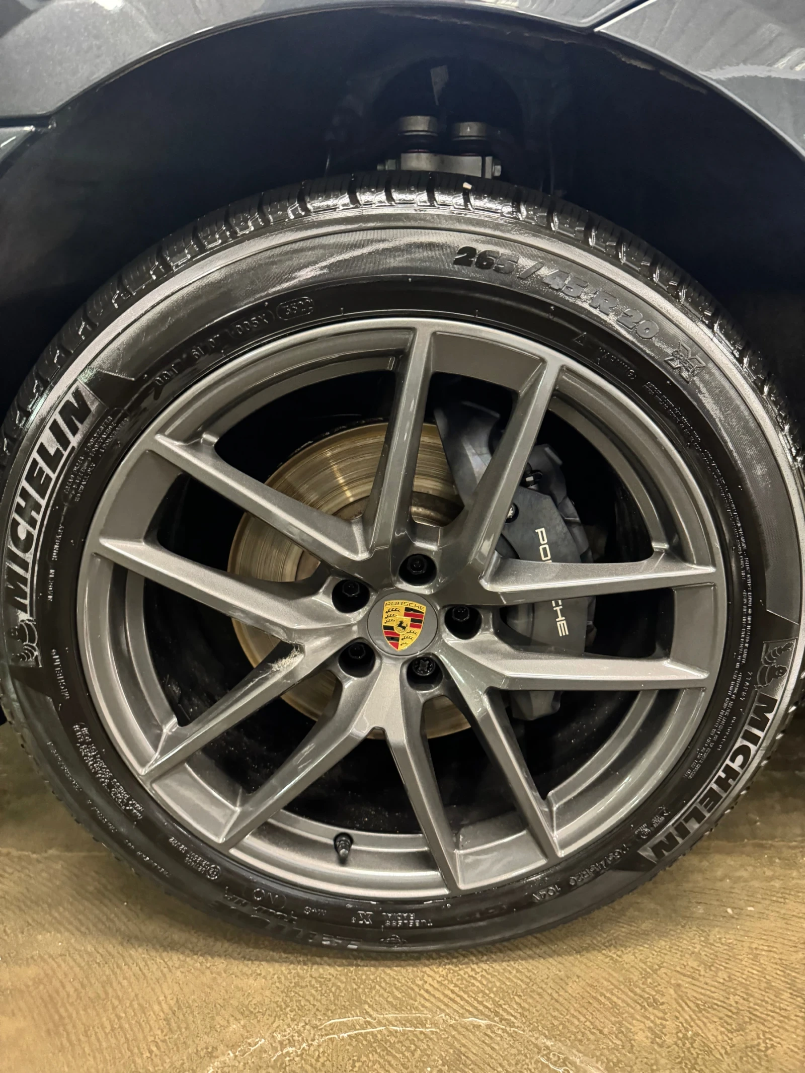 Porsche Macan T, снимка 2 - Автомобили и джипове - 53899642