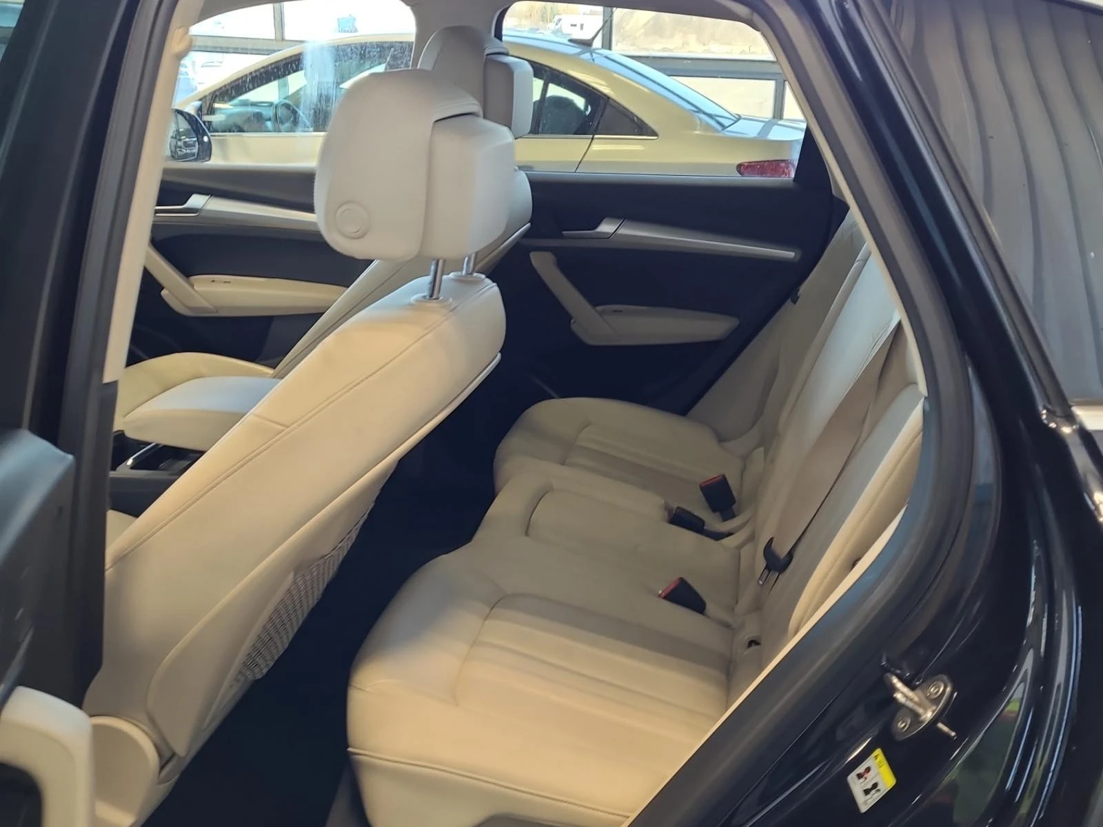 Audi Q5, снимка 8 - Автомобили и джипове - 53935487