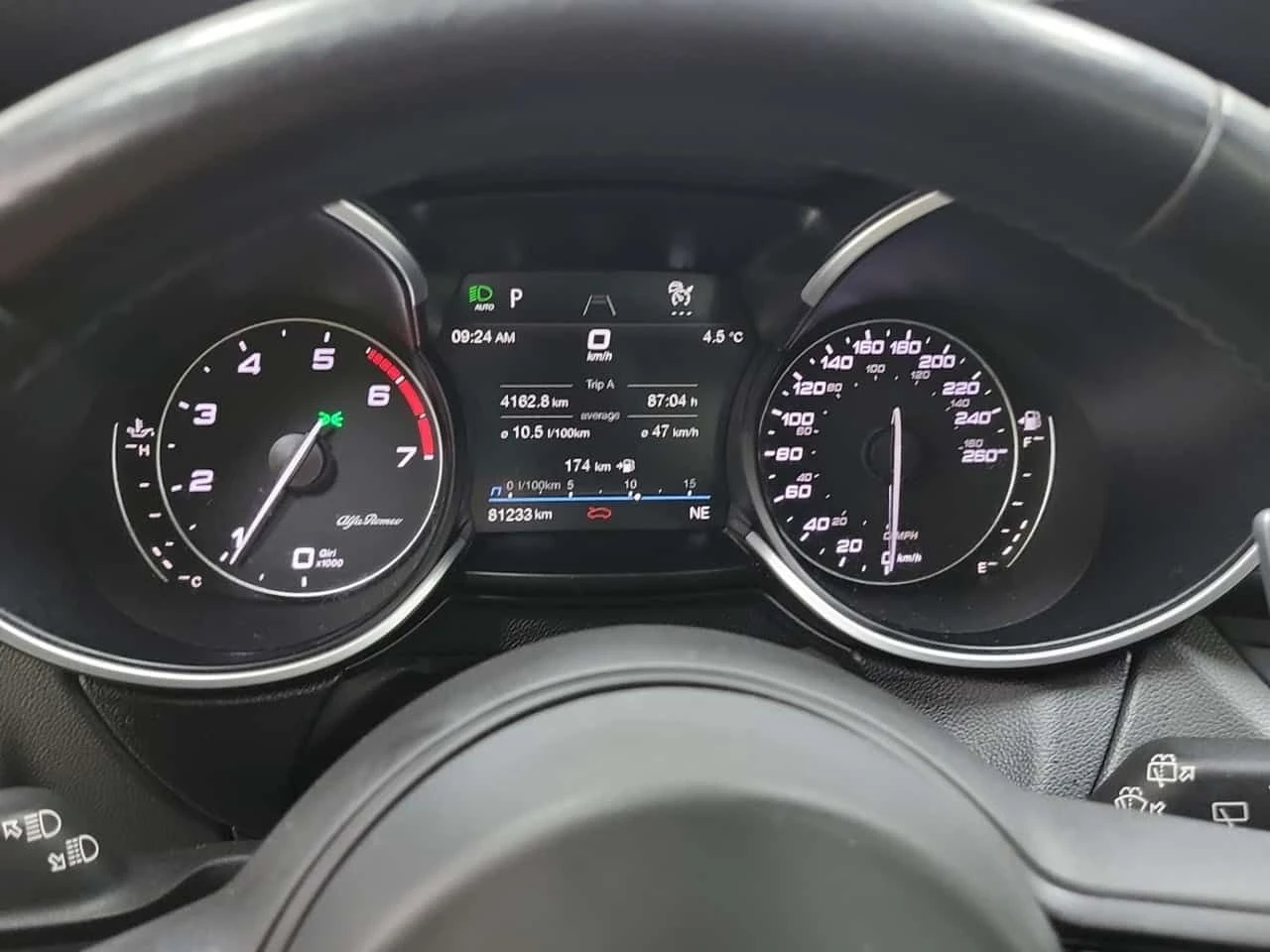 Alfa Romeo Stelvio * SPRINT * CARFAX * ПАНО * 2 КЛЮЧА * ДИСТРОНИК, снимка 9 - Автомобили и джипове - 54067006