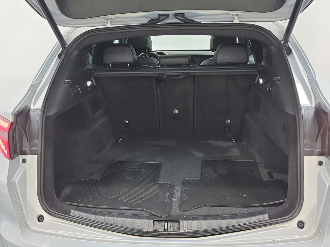 Alfa Romeo Stelvio * SPRINT * CARFAX * ПАНО * 2 КЛЮЧА * ДИСТРОНИК, снимка 14 - Автомобили и джипове - 54067006