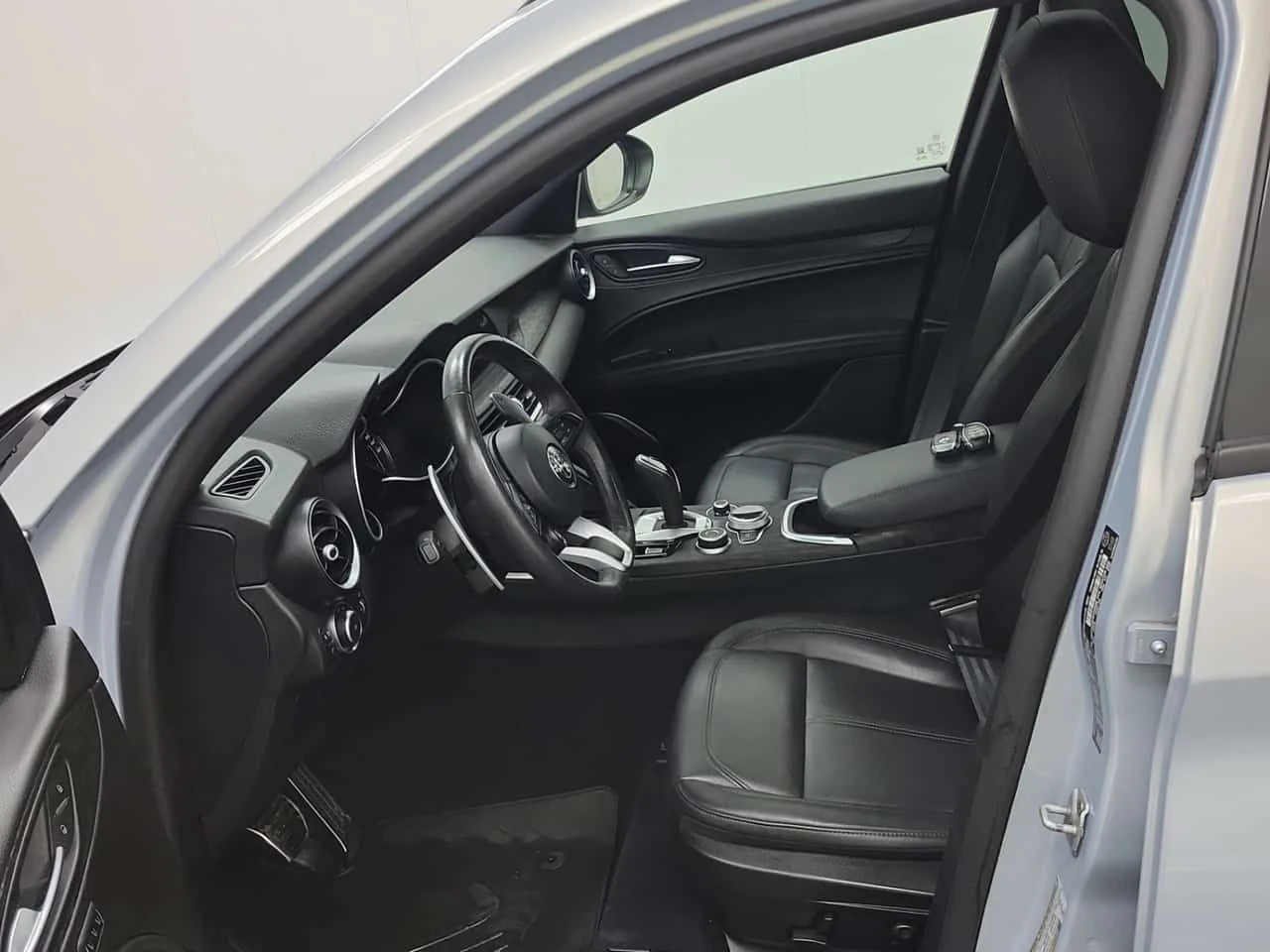 Alfa Romeo Stelvio * SPRINT * CARFAX * ПАНО * 2 КЛЮЧА * ДИСТРОНИК, снимка 5 - Автомобили и джипове - 54067006