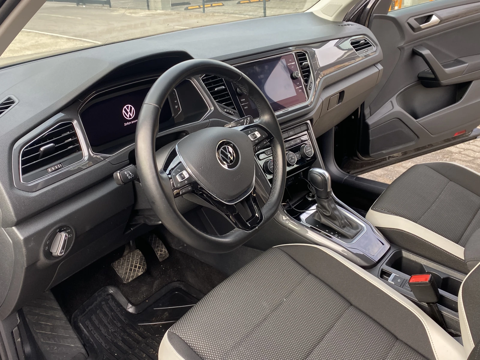 VW T-Roc Sport 1.5 TSI OPF DSG, снимка 5 - Автомобили и джипове - 54110283