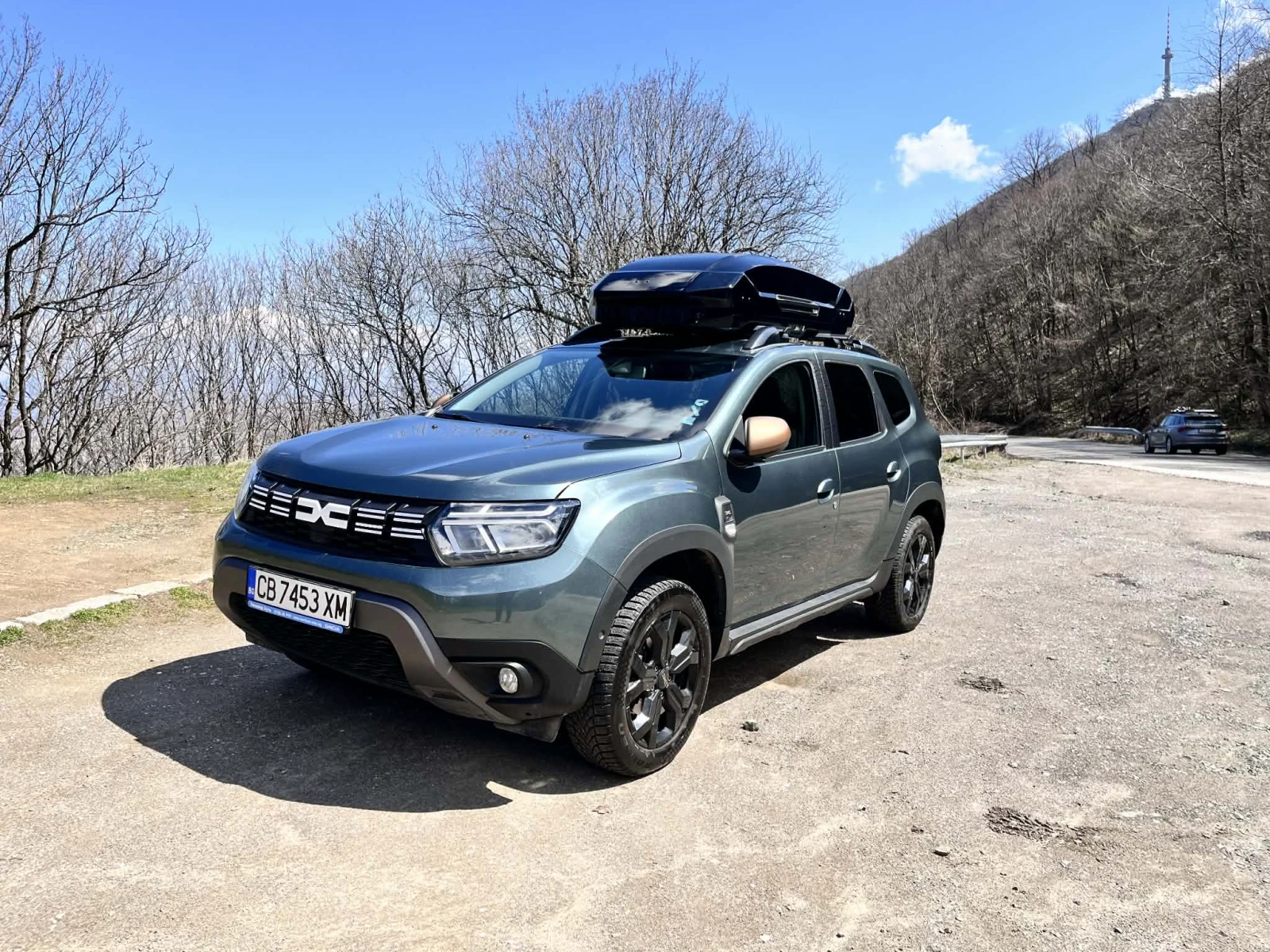 Dacia Duster Газ-бензин, снимка 12 - Автомобили и джипове - 54152172