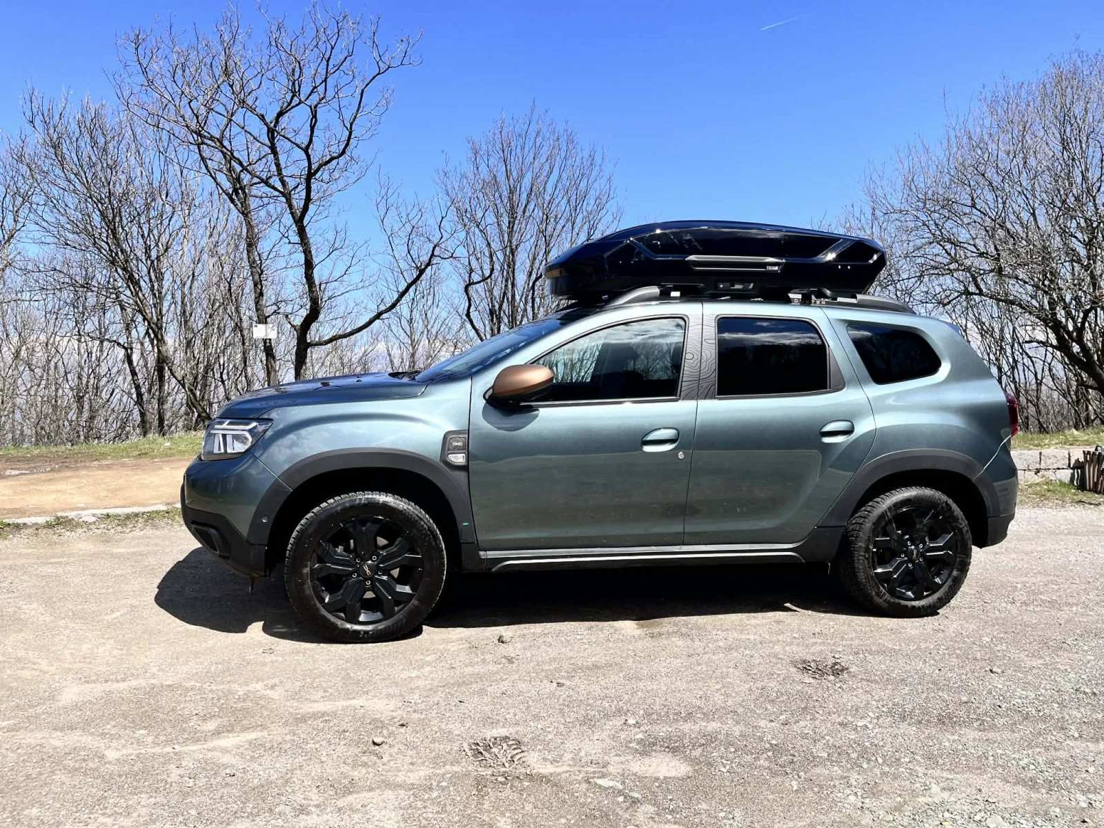 Dacia Duster Газ-бензин, снимка 14 - Автомобили и джипове - 54152172