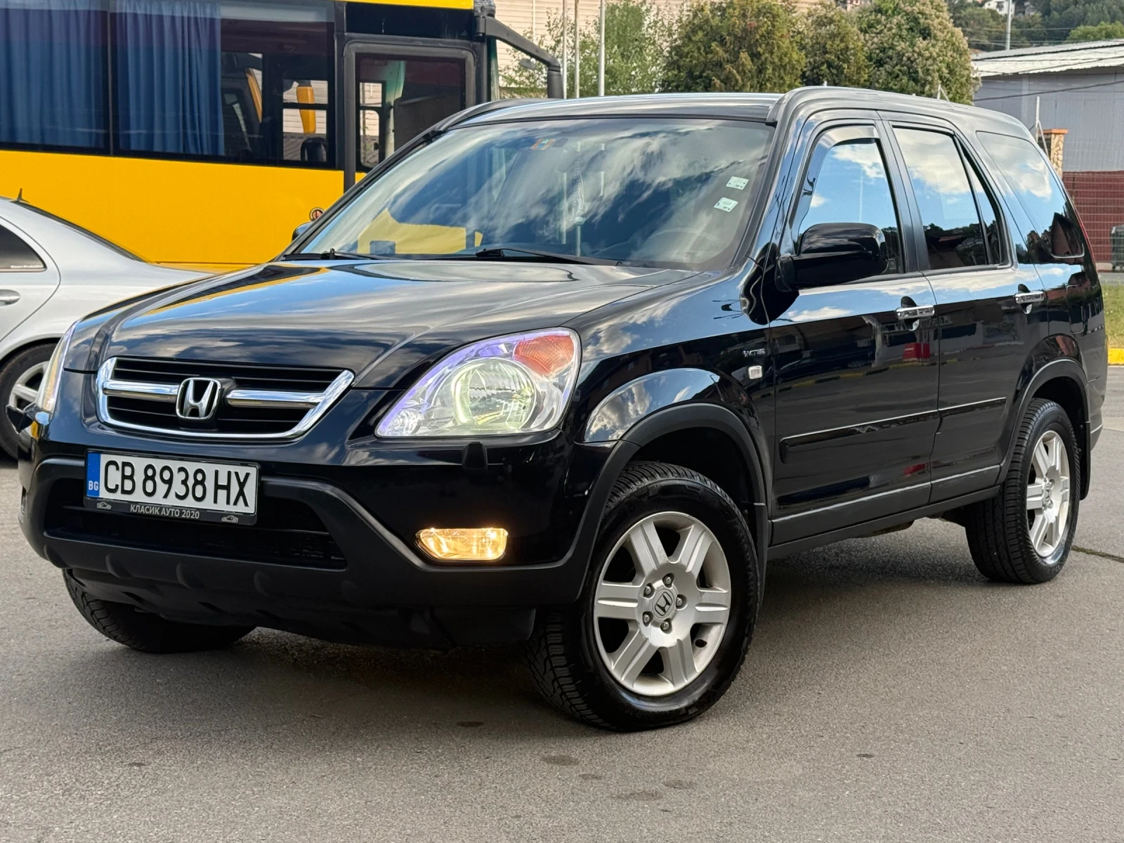 Honda Cr-v 2.0i ГАЗ/4х4/Автоматик/Климатик, снимка 2 - Автомобили и джипове - 56061914