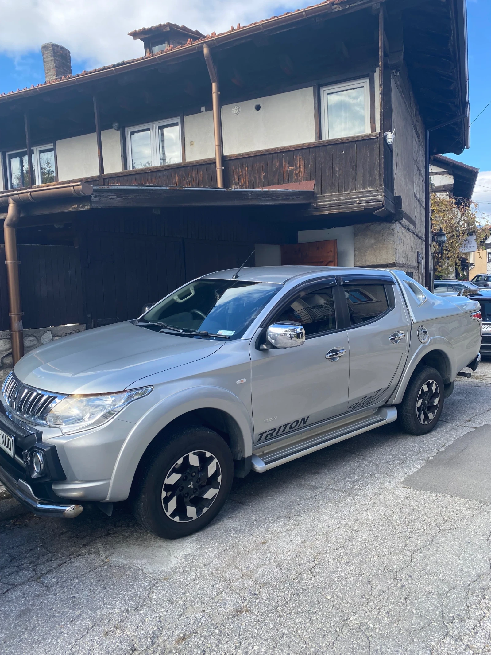 Mitsubishi L200 Titan Triton Limited 2.5D 198кс.