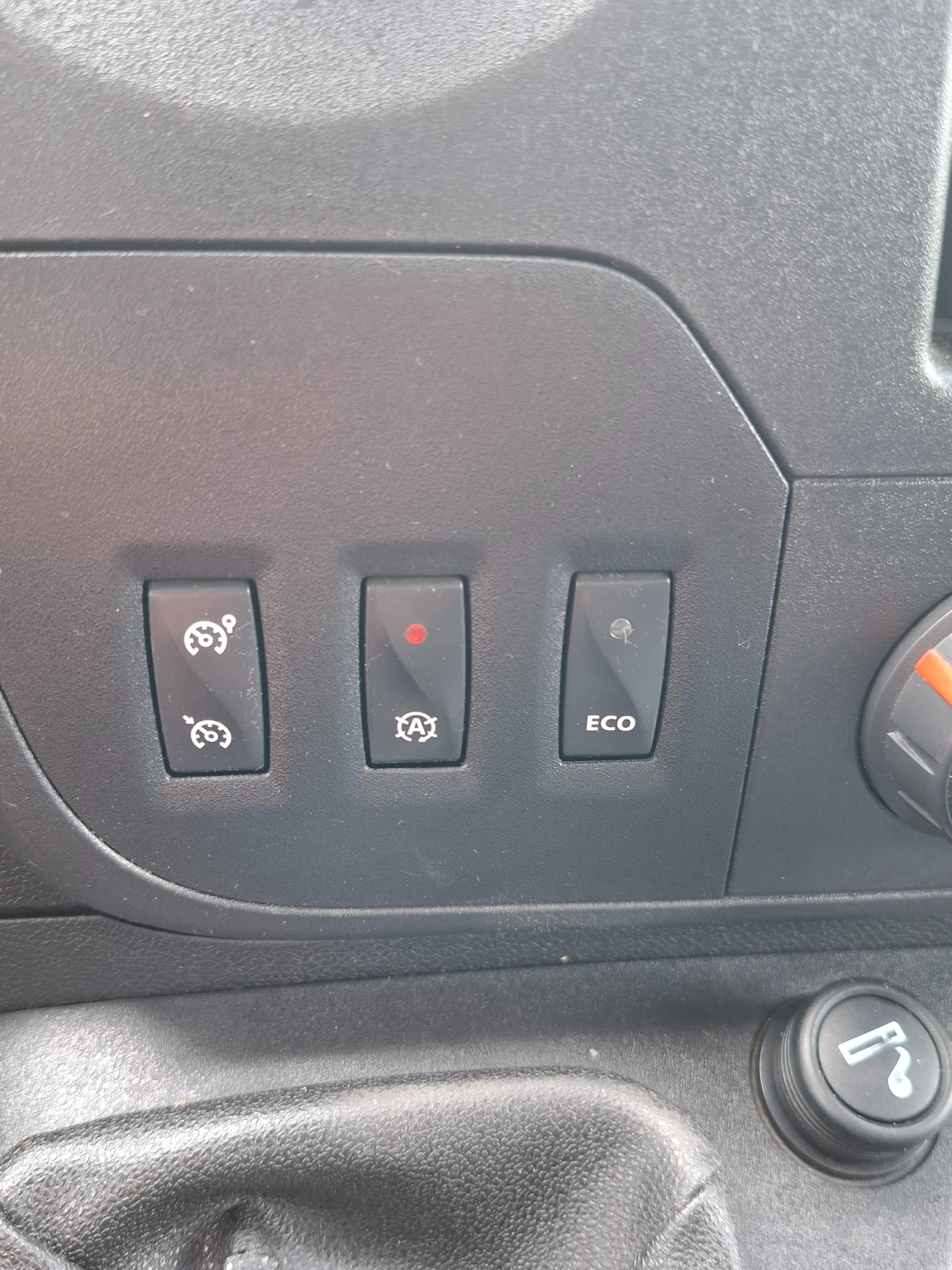 Renault Master 2.3CDTI/Климатик/Euro5B/220V, снимка 9 - Бусове и автобуси - 56161140