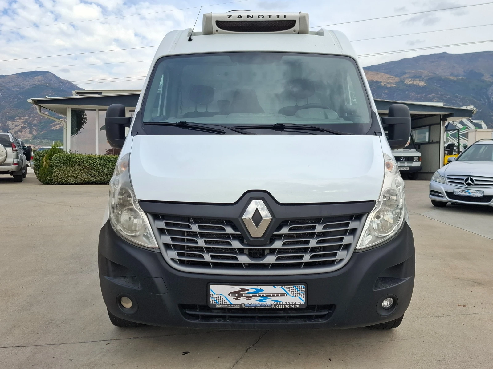 Renault Master 2.3CDTI/Климатик/Euro5B/220V, снимка 5 - Бусове и автобуси - 56161140