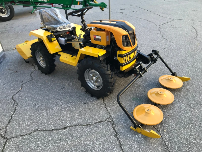 Трактор Друга марка НОВ Трактор - 4х4 - 12 к.с. - дизел - чупеща се ба, снимка 3 - Селскостопанска техника - 48467620