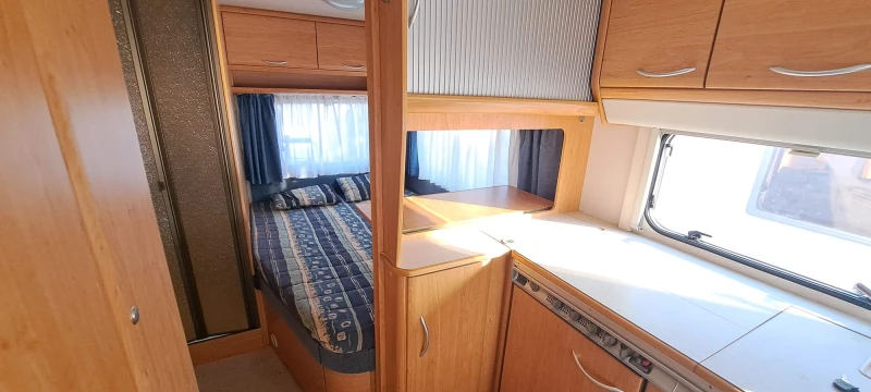 Каравана Knaus 450, снимка 5 - Каравани и кемпери - 52081150