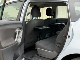 Toyota Verso 1.8 - 147 К.С. / 7 Места / ОТЛИЧНО СЪСТОЯНИЕ, снимка 7