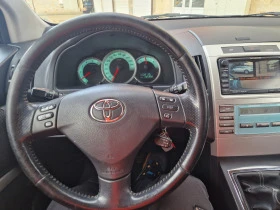 Toyota Corolla verso 2.2 d4d, снимка 12