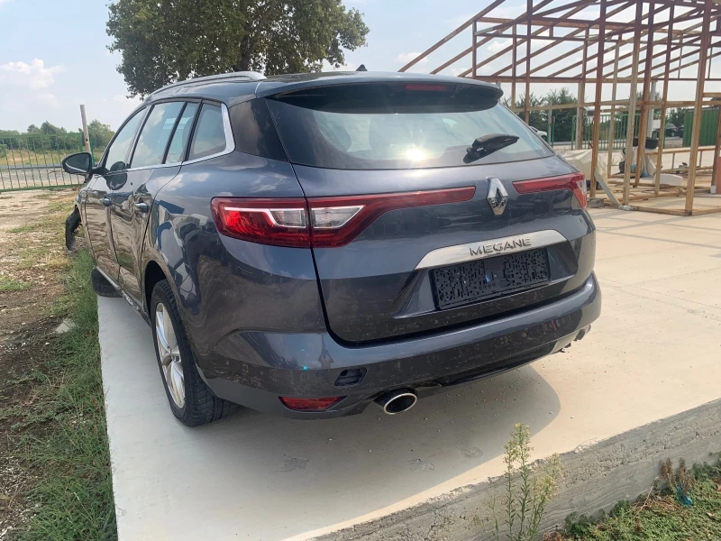 Renault Megane 1.2-бензин Турбо , снимка 5 - Автомобили и джипове - 37947808