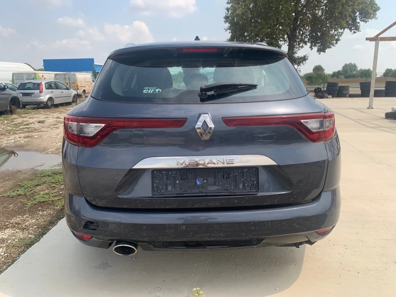 Renault Megane 1.2-бензин Турбо , снимка 6 - Автомобили и джипове - 37947808