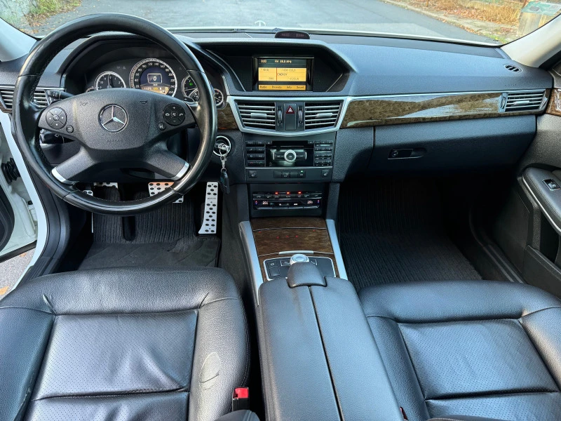 Mercedes-Benz E 200 2.2CDI AMG PACKET, 7G-Tronic, harman/kardon, снимка 9 - Автомобили и джипове - 45702614