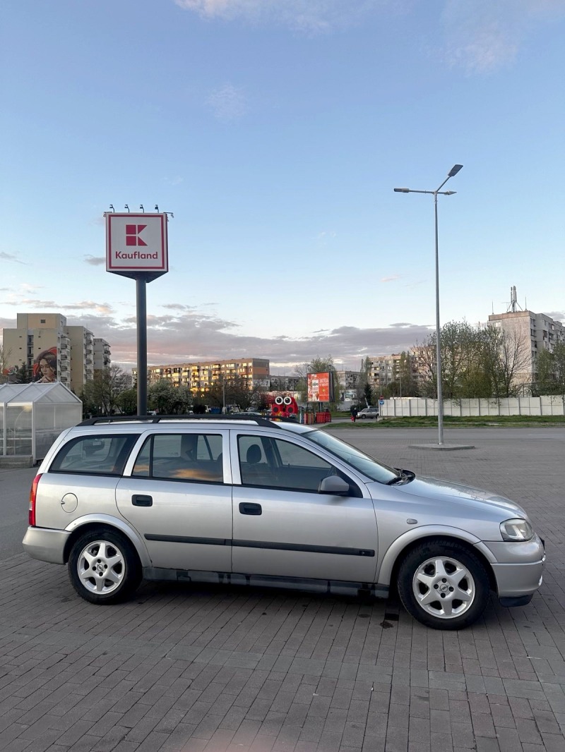 Opel Astra, снимка 8 - Автомобили и джипове - 46189387