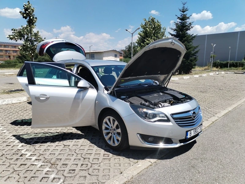 Opel Insignia 2.0 CDTI 4X4 Sport , снимка 8 - Автомобили и джипове - 47311188