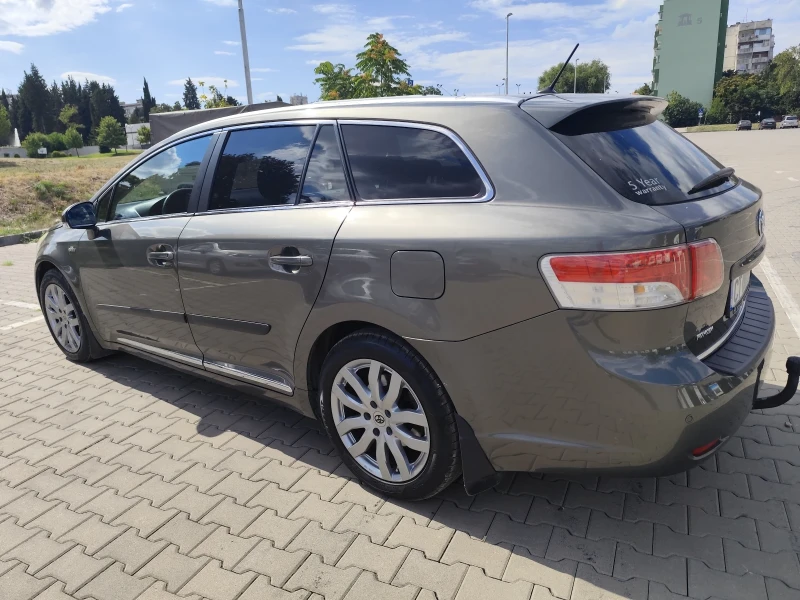 Toyota Avensis, снимка 7 - Автомобили и джипове - 46860762