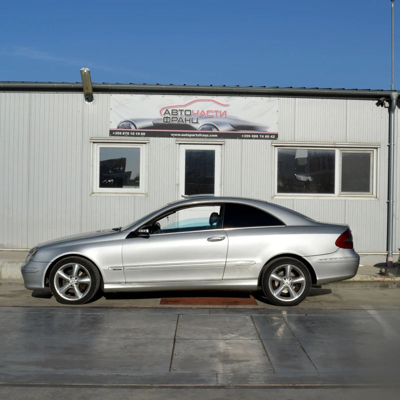 Mercedes-Benz CLK 270 CDi, снимка 3 - Автомобили и джипове - 47456549