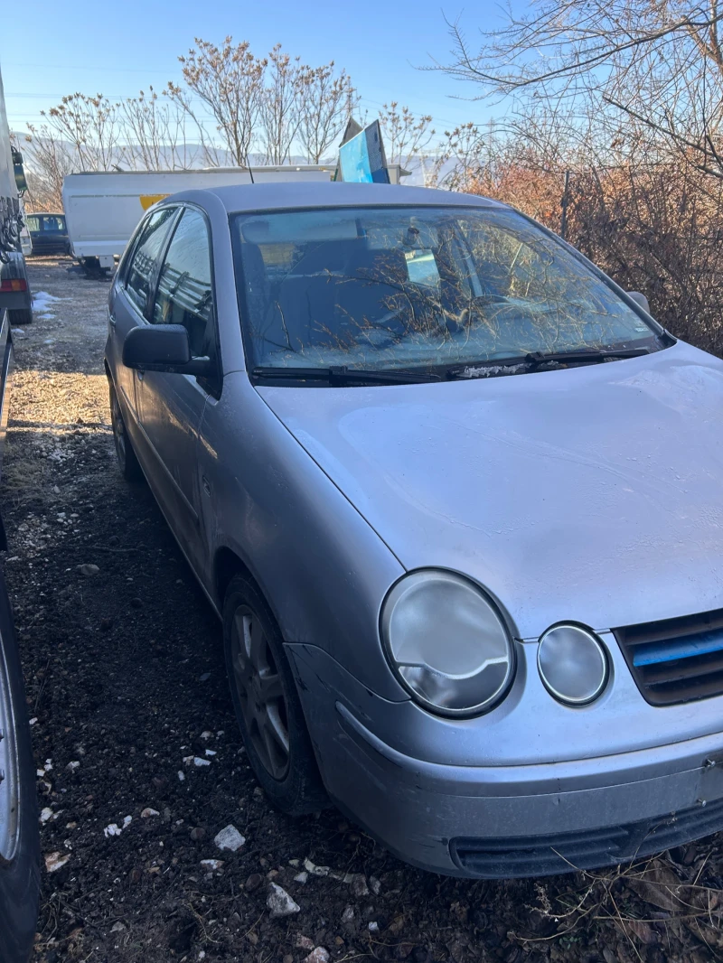 VW Polo, снимка 4 - Автомобили и джипове - 49102336