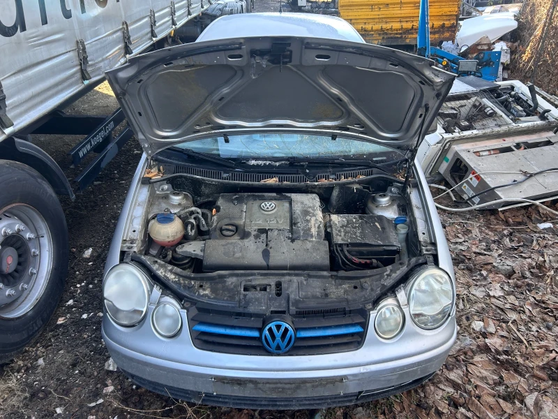 VW Polo, снимка 6 - Автомобили и джипове - 49102336