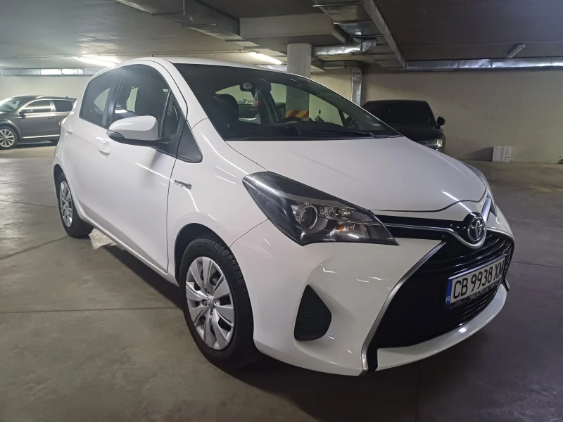 Toyota Yaris 1.5 HYBRID, снимка 3 - Автомобили и джипове - 49206877