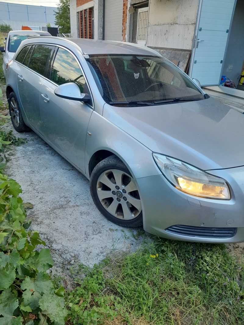 Opel Insignia Srorts tourer sw, снимка 3 - Автомобили и джипове - 51867013
