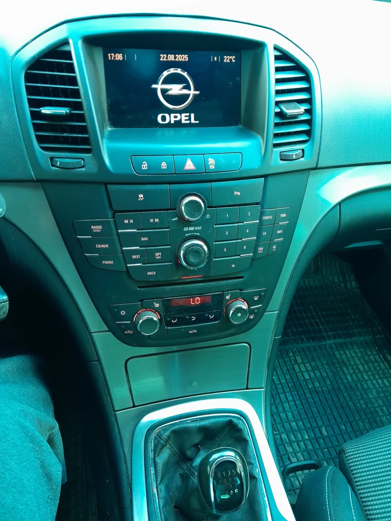 Opel Insignia Srorts tourer sw, снимка 7 - Автомобили и джипове - 51867013