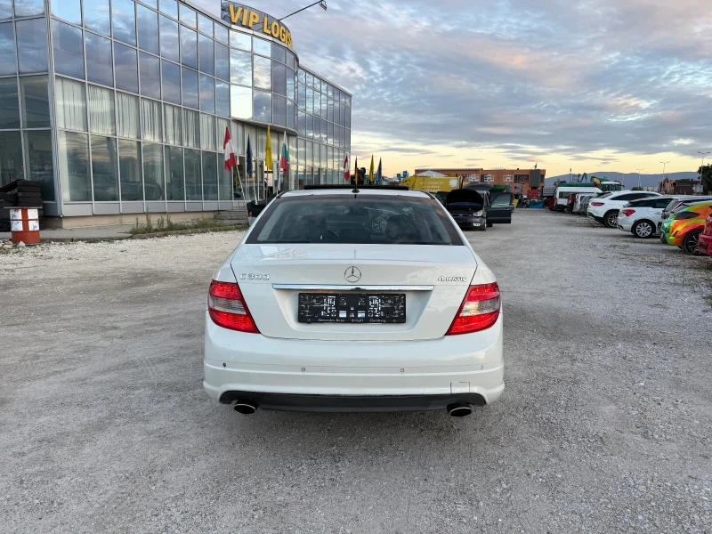 Mercedes-Benz C 300 V6* НОВ ВНОС* AMG* ШИБЕДАХ* КСЕНОН* КОЖА* ТОП, снимка 6 - Автомобили и джипове - 51956053