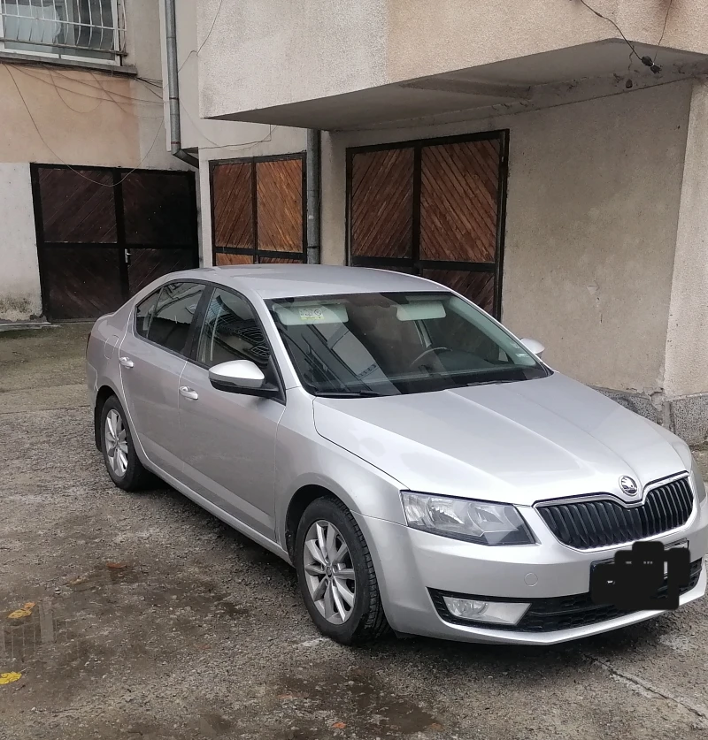 Skoda Octavia, снимка 2 - Автомобили и джипове - 52551033