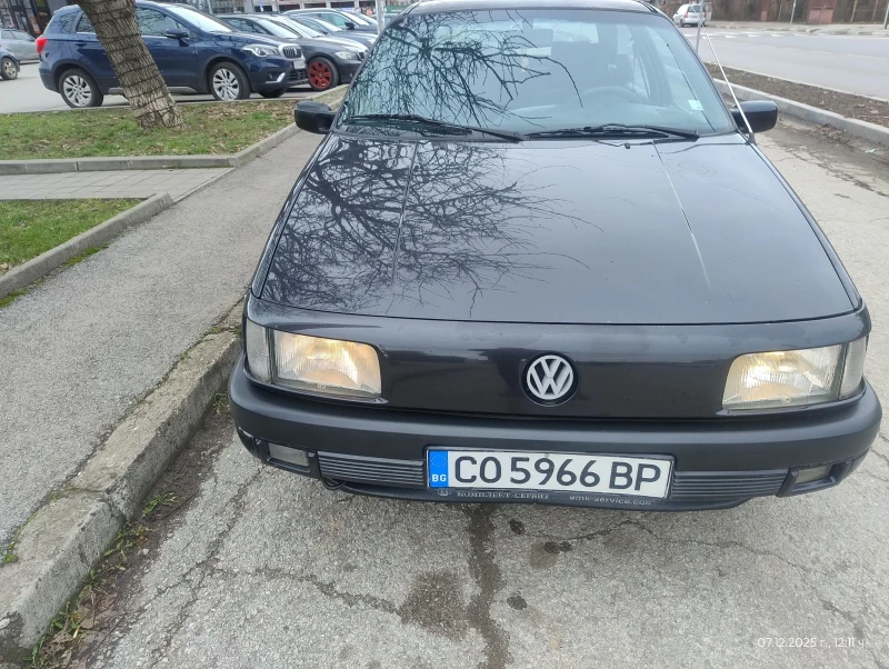 VW Passat 1.8газ клима, снимка 2 - Автомобили и джипове - 52711110