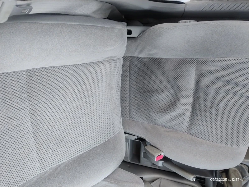 Mazda Premacy 1.8газ клима, снимка 8 - Автомобили и джипове - 52979842