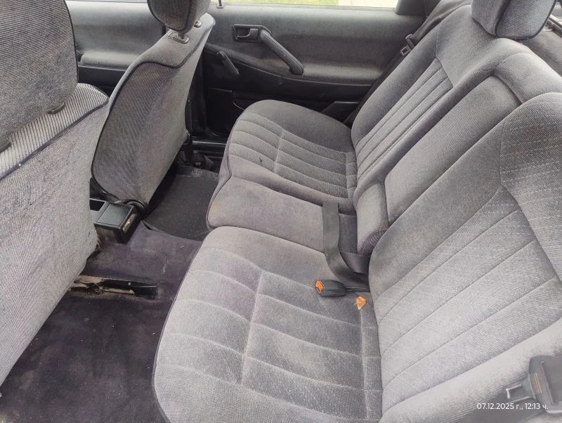 VW Passat 1.8газ клима, снимка 12 - Автомобили и джипове - 52711110