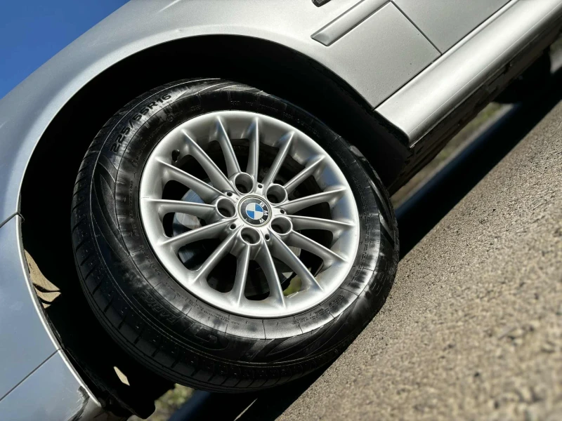 BMW 520, снимка 11 - Автомобили и джипове - 52792883