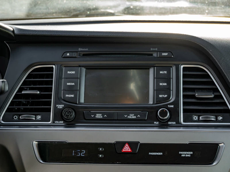 Hyundai Sonata Sonata* GL* FWD* АвтоКредит* (ЦЕНА ДО БГ), снимка 9 - Автомобили и джипове - 53154130